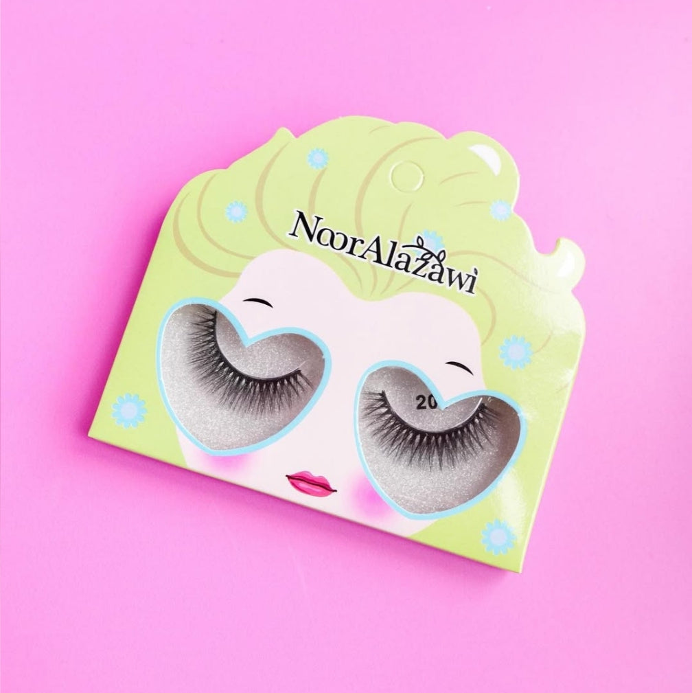 Cute Wispy Eyelashes | Lightweight Natural Look
